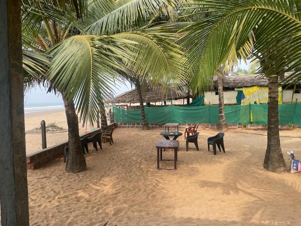 Nisarga Homestay And Beach Resort Gokarna جوكارنا المظهر الخارجي الصورة